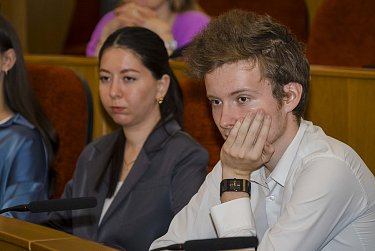 Студенты-юристы «примерили» роль депутатов